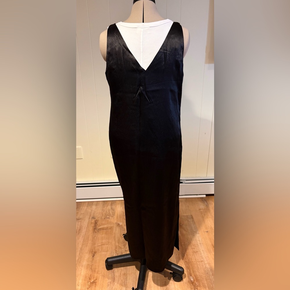 Everlane Minimalist Black Satin Slip Dress, Sz 8 - Picture 2 of 5